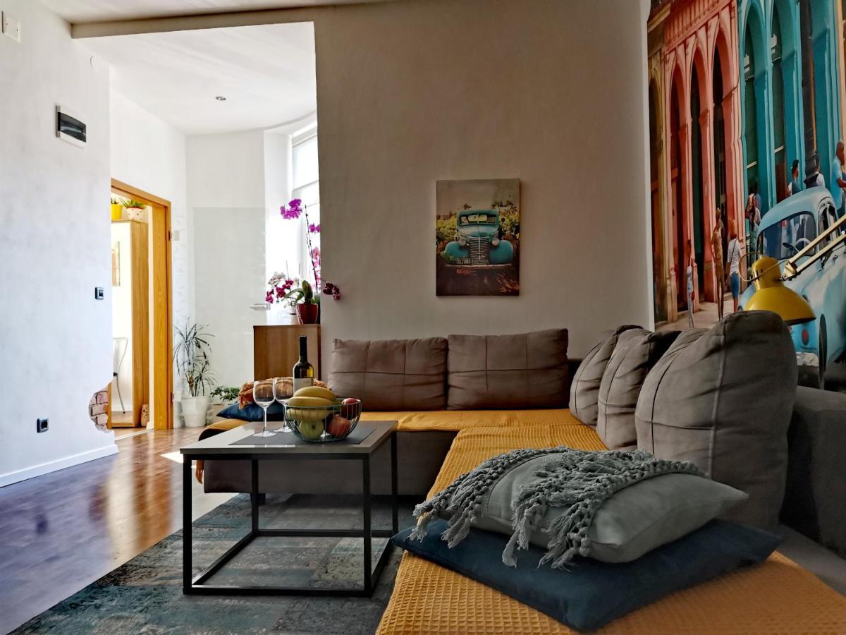 Apartment Andreas - Amphitheater - พูลา ภายนอก รูปภาพ